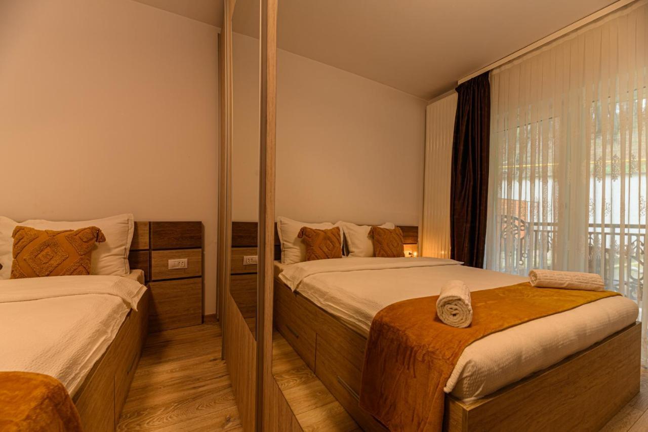 Jad - Luxury Apartments Afi Mall Braşov Extérieur photo