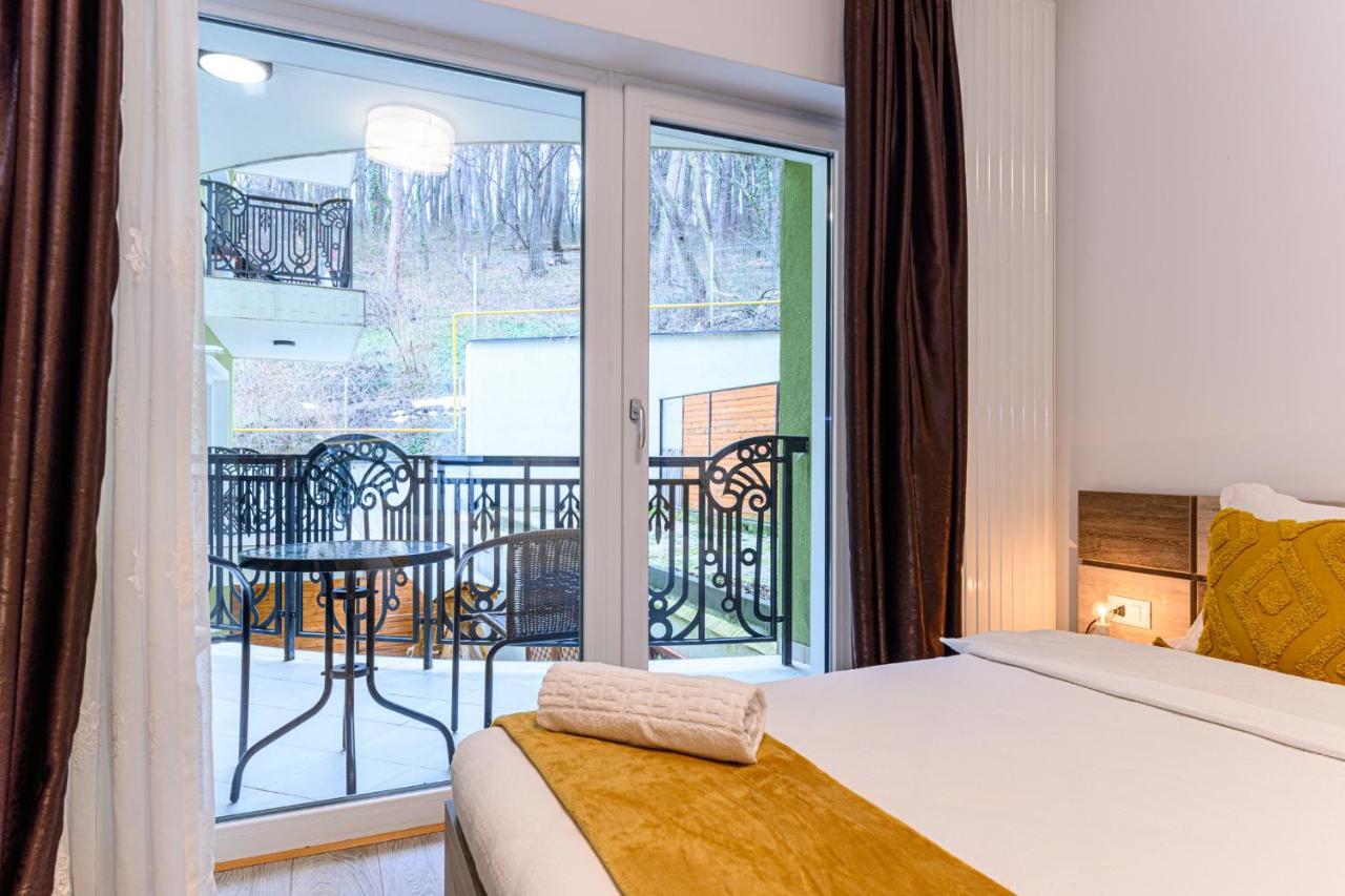Jad - Luxury Apartments Afi Mall Braşov Extérieur photo