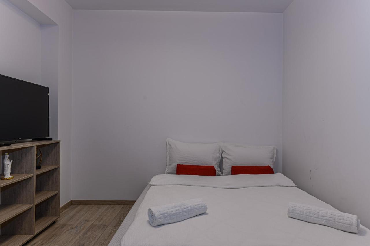 Jad - Luxury Apartments Afi Mall Braşov Extérieur photo