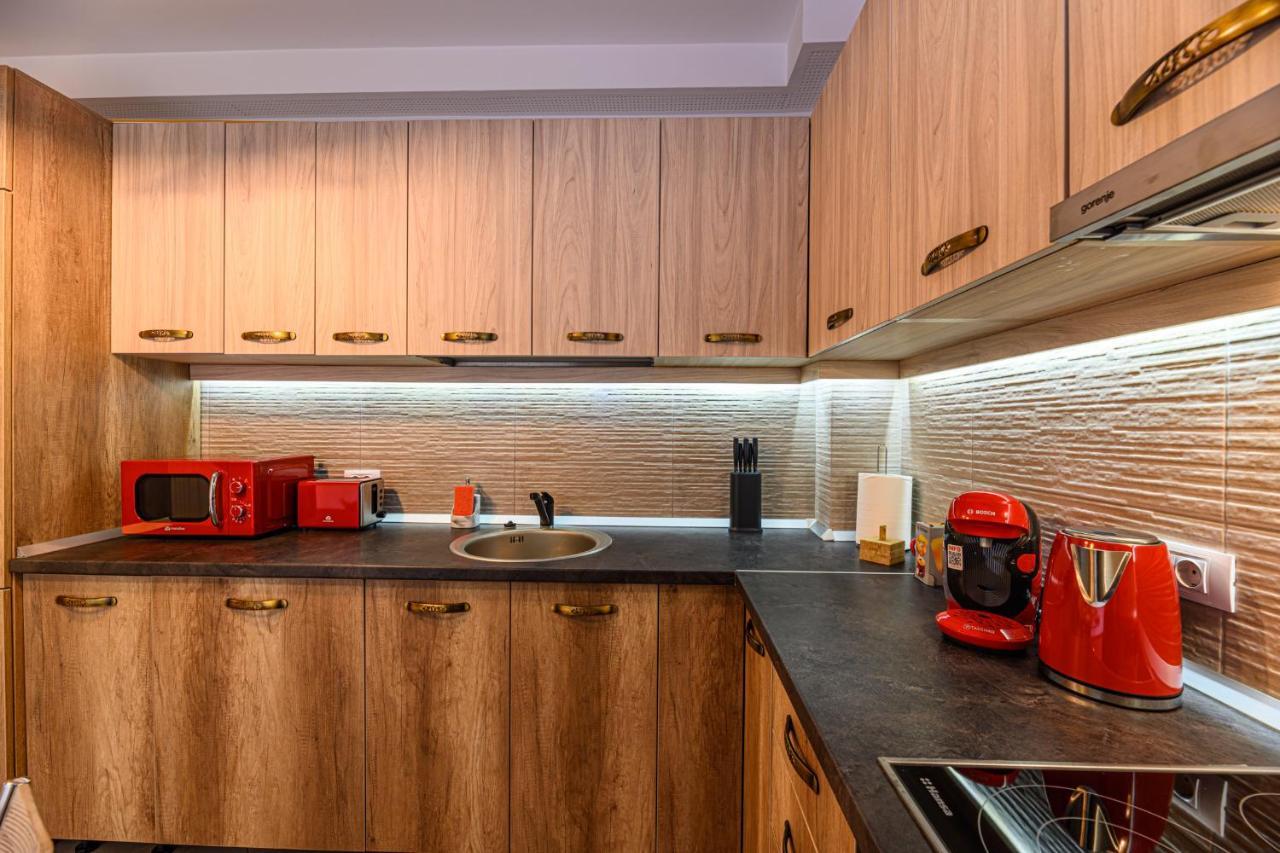 Jad - Luxury Apartments Afi Mall Braşov Extérieur photo